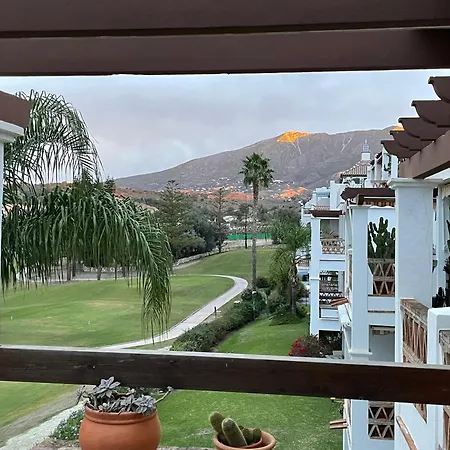 Mijas Golf Frontline Luxury 2 Bed Beautiful Golf, Mountains And Views Fuengirola